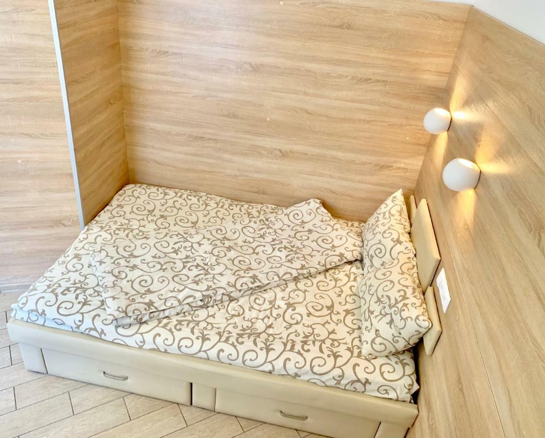Smart -апартаменти в центрі Львова - 2 хв до Оперного Театру Экстерьер фото